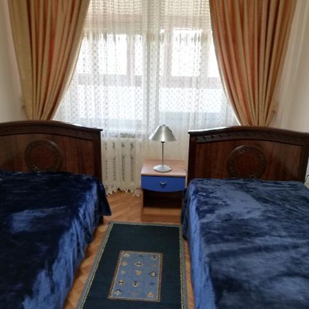 3Br Chorsu Leilighet Tasjkent Eksteriør bilde
