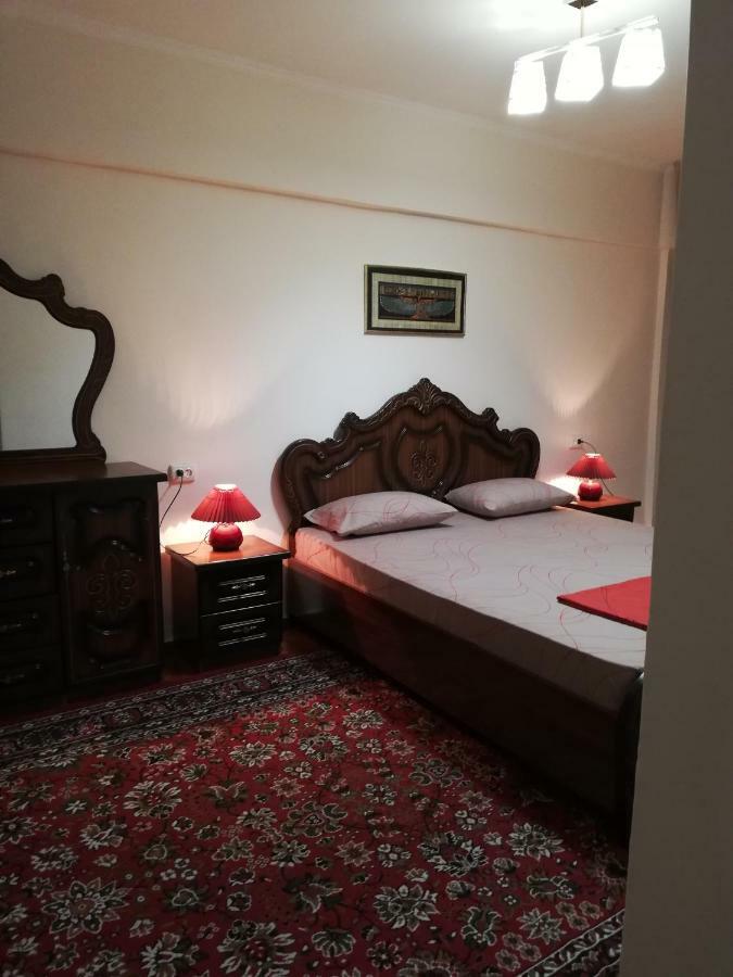 3Br Chorsu Leilighet Tasjkent Eksteriør bilde